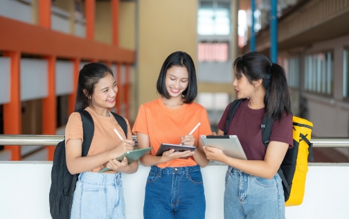 学校と学生の架け橋に